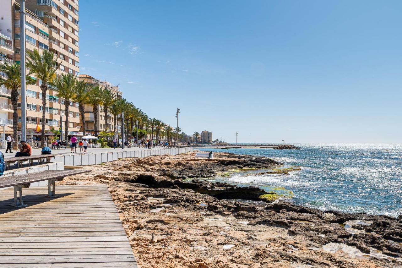 Apolo Beach Front - Sea View Luxury Apartment Torrevieja Exteriör bild